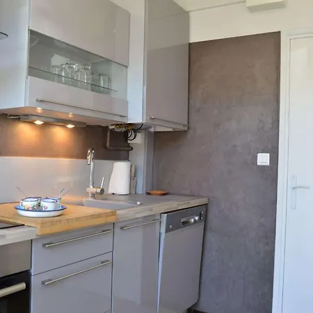 Maison 4 Pieces Avec Terrasse, Climatisation Et Parking - Proche A - Fr-1-226a-48 Holiday home *